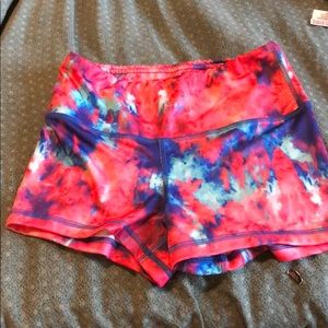 FLEO Shorts